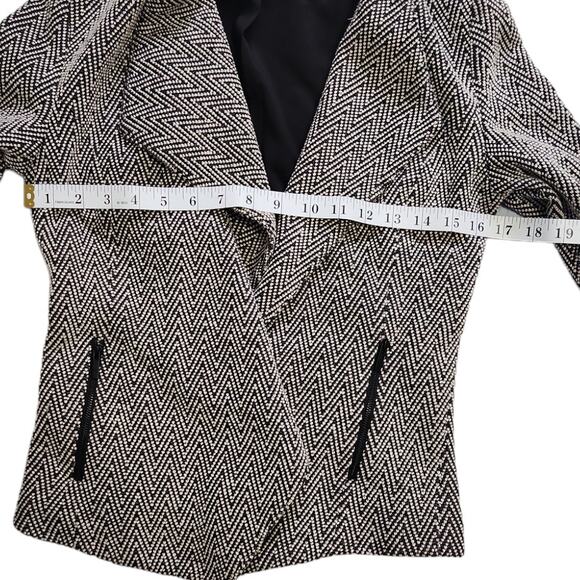 Halogen Blazer Black and White Knit Chevron Pattern Size XS - Picture 8 of 10